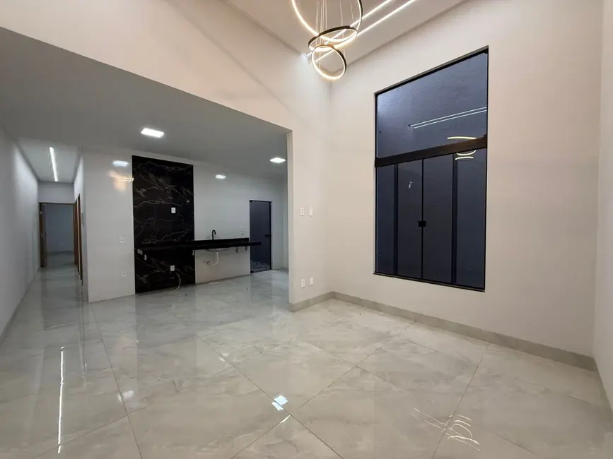 Foto 3 de Casa com 3 quartos à venda, 150m2 em Víviam Parque, Anapolis - GO