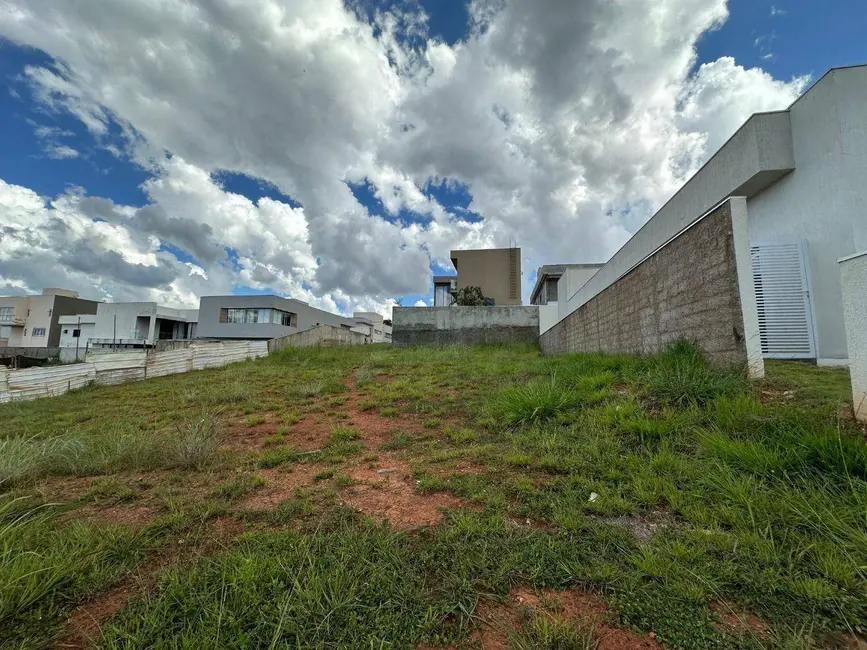 Foto 2 de Terreno / Lote à venda, 420m2 em Condomínio Residencial Belas Artes, Anapolis - GO