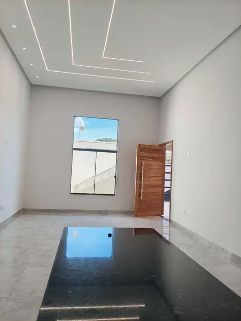 Foto 2 de Casa com 3 quartos à venda, 300m2 em Residencial Santa Cruz, Anapolis - GO