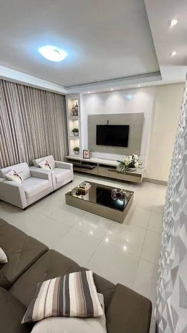 Foto 1 de Casa com 3 quartos à venda, 360m2 em Parque Brasília 2ª Etapa, Anapolis - GO