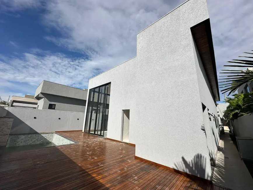 Foto 8 de Casa de Condomínio com 3 quartos à venda, 427m2 em Condomínio Residencial Grand Trianon, Anapolis - GO