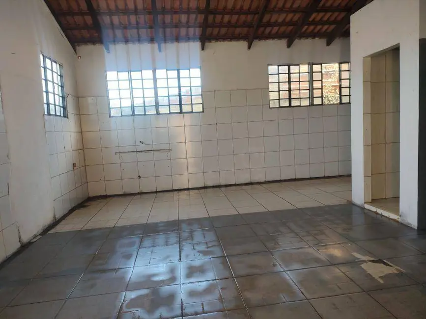 Casa com 2 quartos à venda, 300m2 em Residencial Flamboyant, Anapolis - GO - imagem 5 Foto 5 de Casa com 2 quartos à venda, 300m2 em Residencial Flamboyant, Anapolis - GO