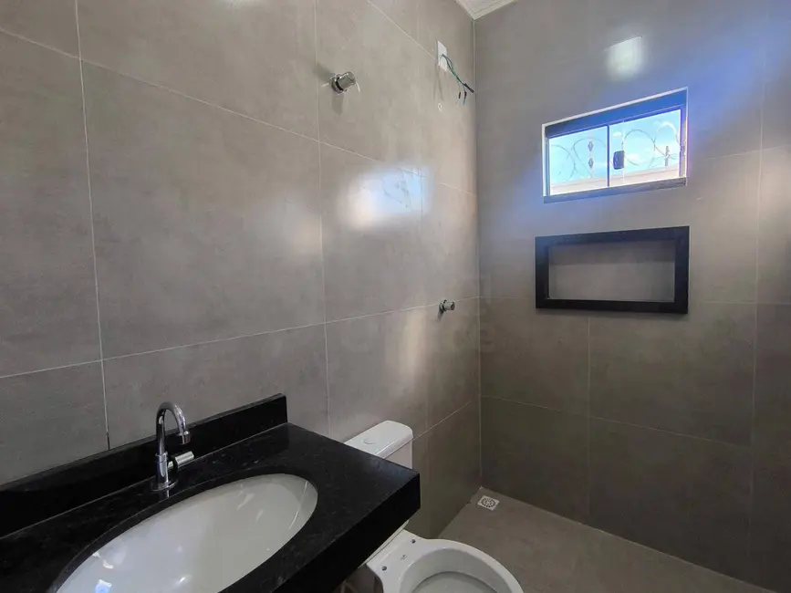 Casa com 3 quartos à venda, 150m2 em Anapolis - GO - imagem 9 Foto 9 de Casa com 3 quartos à venda, 150m2 em Anapolis - GO