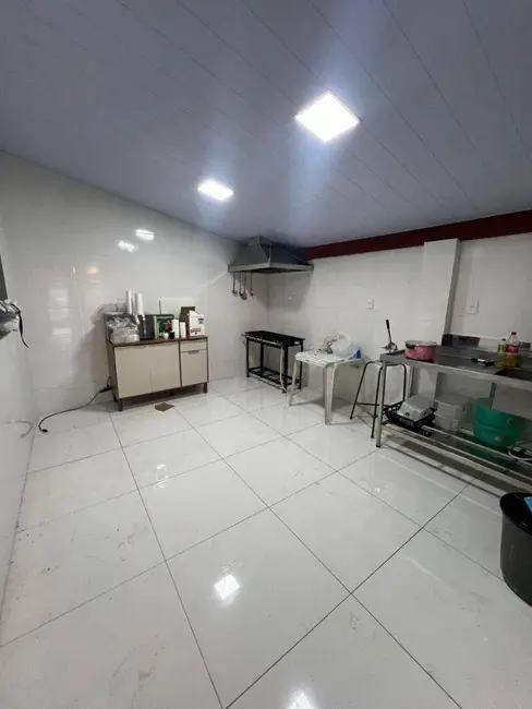 Foto 9 de Casa com 2 quartos à venda, 214m2 em Jardim Nações Unidas, Anapolis - GO