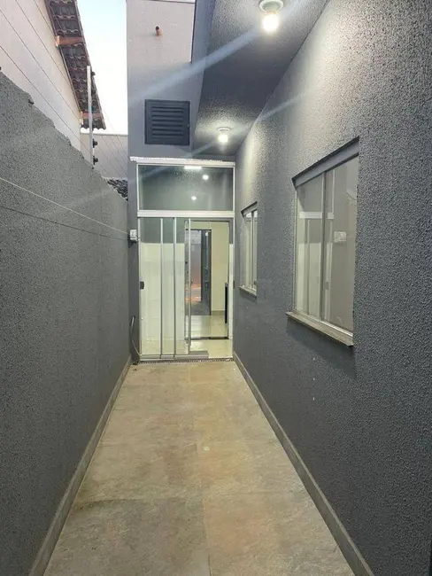 Casa com 3 quartos à venda, 150m2 em Anapolis - GO - imagem 2 Foto 2 de Casa com 3 quartos à venda, 150m2 em Anapolis - GO