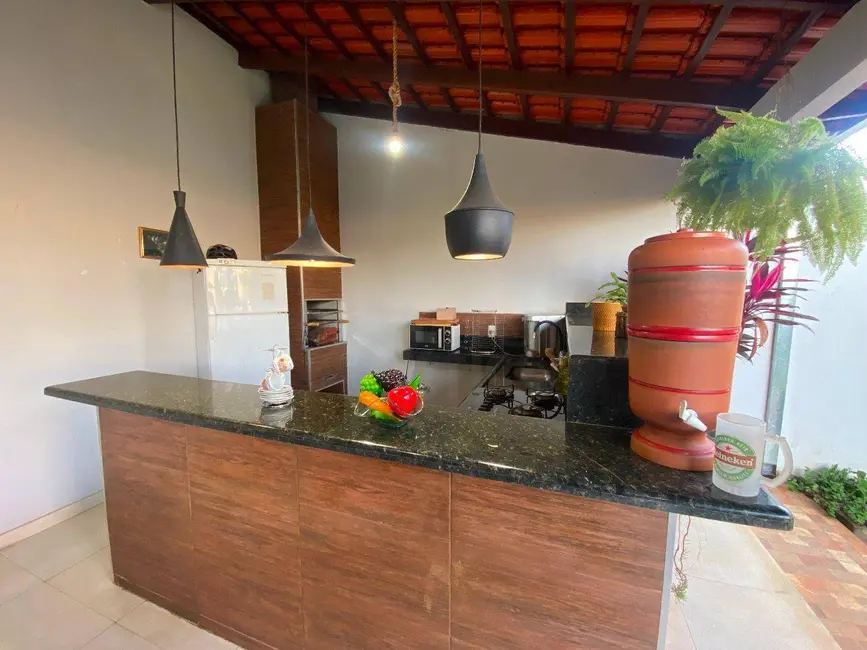 Sobrado com 4 quartos à venda, 300m2 em Residencial Araguaia, Anapolis - GO - imagem 3 Foto 3 de Sobrado com 4 quartos à venda, 300m2 em Residencial Araguaia, Anapolis - GO