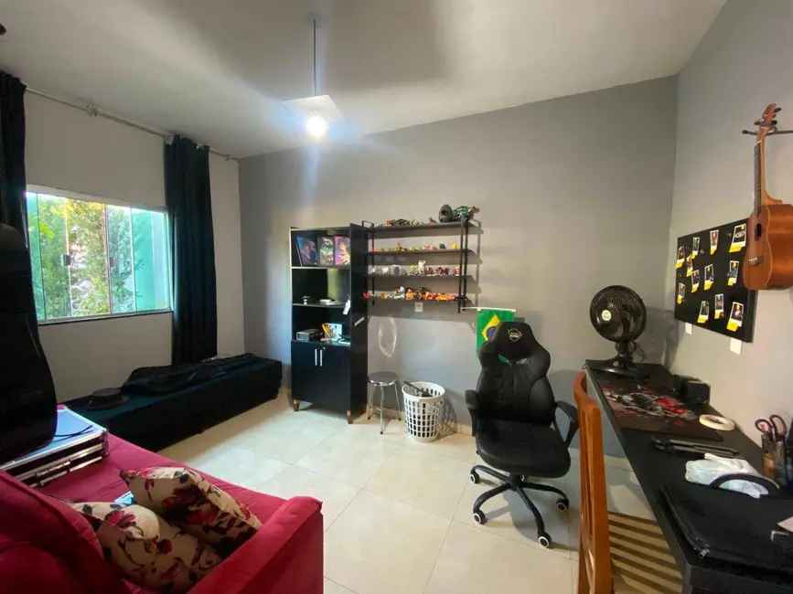 Sobrado com 4 quartos à venda, 300m2 em Residencial Araguaia, Anapolis - GO - imagem 8 Foto 8 de Sobrado com 4 quartos à venda, 300m2 em Residencial Araguaia, Anapolis - GO