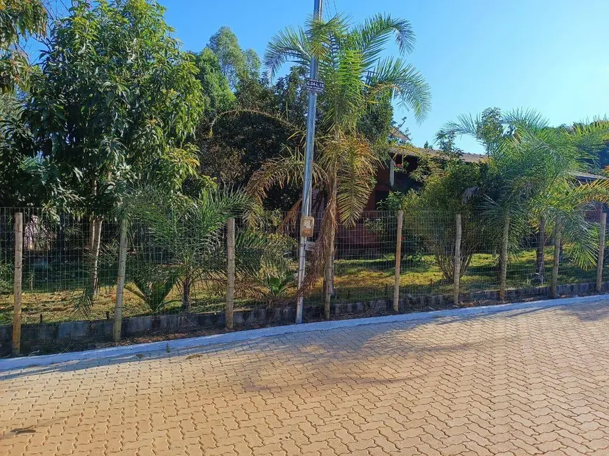 Foto 3 de Sítio / Rancho com 3 quartos à venda, 900m2 em Abadiania - GO