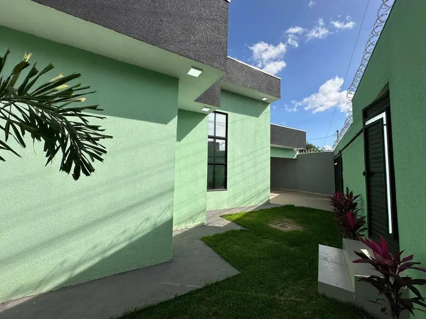 Foto 2 de Casa com 3 quartos à venda, 195m2 em Calixtolândia 2ª Etapa, Anapolis - GO