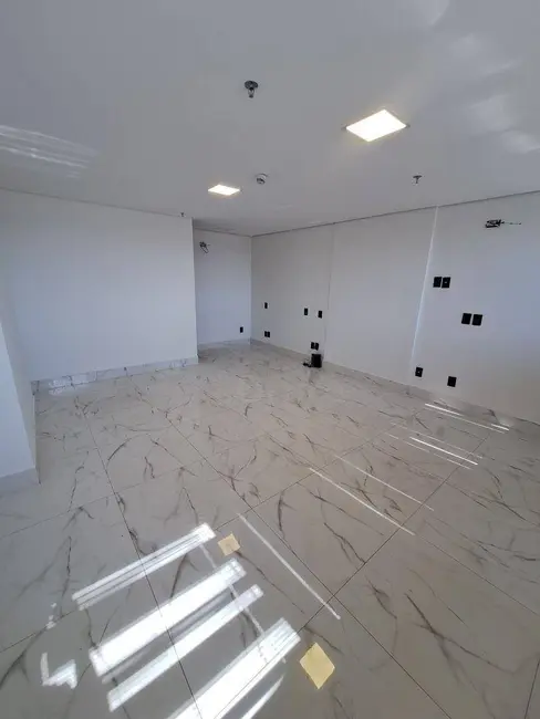 Sala Comercial à venda, 35m2 em Anapolis - GO - imagem 3 Foto 3 de Sala Comercial à venda, 35m2 em Anapolis - GO