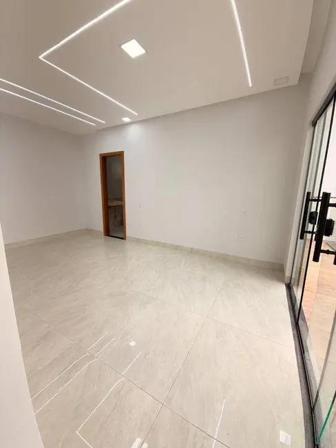 Casa com 3 quartos à venda, 200m2 em Parque Brasília 2ª Etapa, Anapolis - GO - imagem 9 Foto 9 de Casa com 3 quartos à venda, 200m2 em Parque Brasília 2ª Etapa, Anapolis - GO