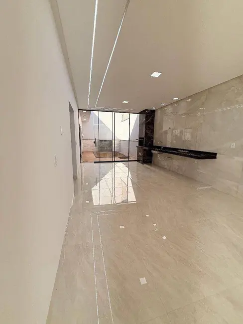 Casa com 3 quartos à venda, 200m2 em Parque Brasília 2ª Etapa, Anapolis - GO - imagem 5 Foto 5 de Casa com 3 quartos à venda, 200m2 em Parque Brasília 2ª Etapa, Anapolis - GO