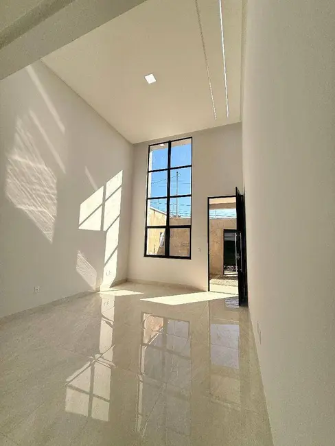 Casa com 3 quartos à venda, 200m2 em Parque Brasília 2ª Etapa, Anapolis - GO - imagem 4 Foto 4 de Casa com 3 quartos à venda, 200m2 em Parque Brasília 2ª Etapa, Anapolis - GO