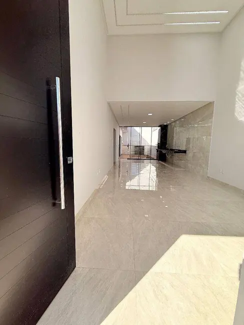 Casa com 3 quartos à venda, 200m2 em Parque Brasília 2ª Etapa, Anapolis - GO - imagem 2 Foto 2 de Casa com 3 quartos à venda, 200m2 em Parque Brasília 2ª Etapa, Anapolis - GO