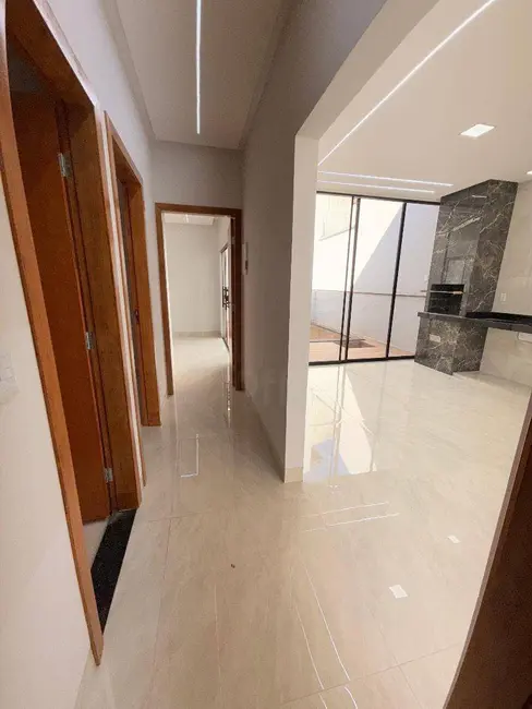 Casa com 3 quartos à venda, 200m2 em Parque Brasília 2ª Etapa, Anapolis - GO - imagem 6 Foto 6 de Casa com 3 quartos à venda, 200m2 em Parque Brasília 2ª Etapa, Anapolis - GO