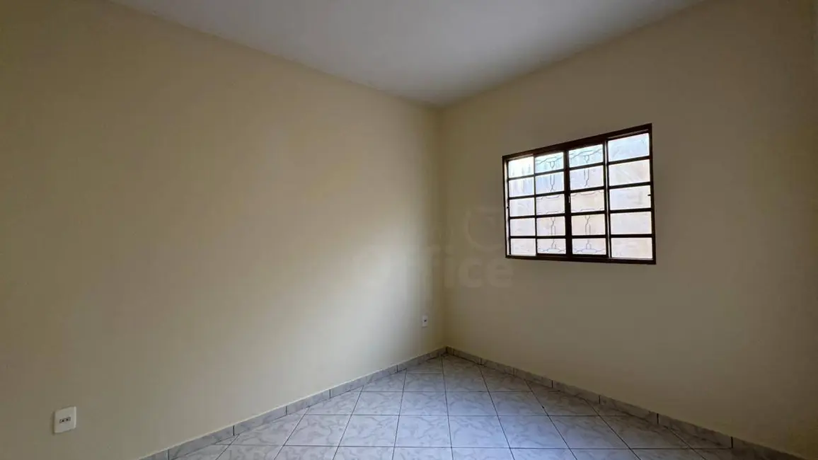 Casa com 4 quartos à venda, 300m2 em Anapolis - GO - imagem 8 Foto 8 de Casa com 4 quartos à venda, 300m2 em Anapolis - GO