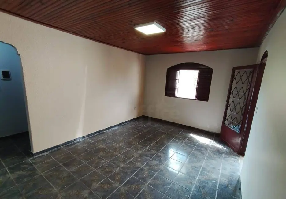 Foto 1 de Casa com 5 quartos à venda, 415m2 em Anapolis - GO