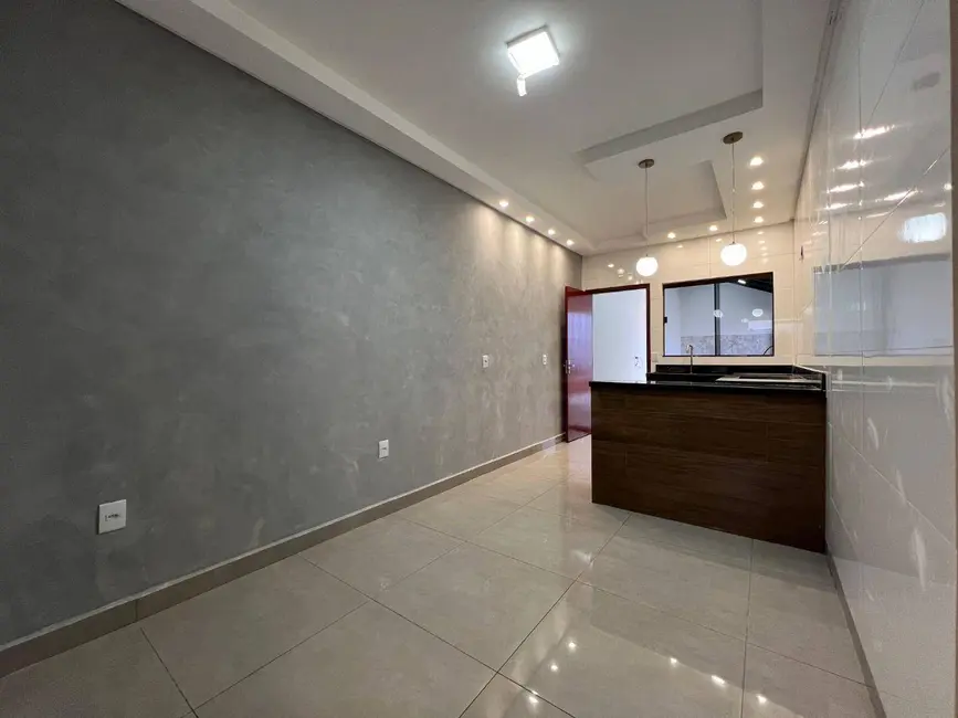 Casa com 3 quartos à venda, 200m2 em Residencial Flamboyant, Anapolis - GO - imagem 5 Foto 5 de Casa com 3 quartos à venda, 200m2 em Residencial Flamboyant, Anapolis - GO