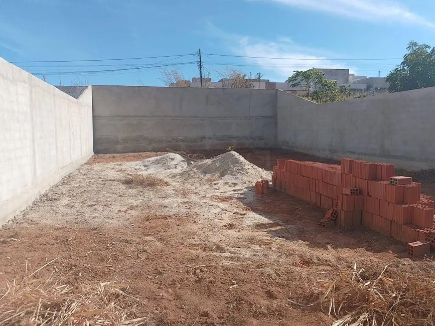 Foto 4 de Terreno / Lote à venda, 200m2 em Jardim Itália, Anapolis - GO