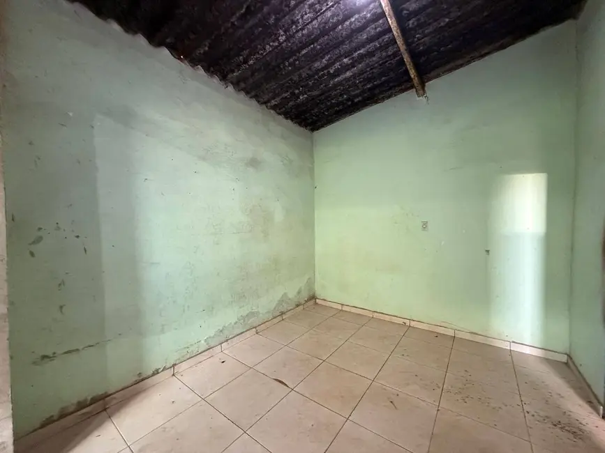 Foto 4 de Terreno / Lote à venda, 300m2 em Parque Residencial das Flores, Anapolis - GO