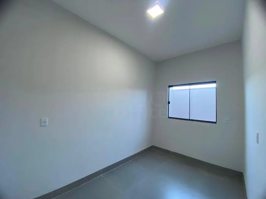 Foto 8 de Casa com 3 quartos à venda, 100m2 em Jardim Itália, Anapolis - GO
