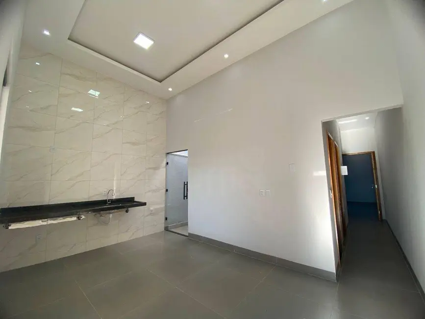 Foto 3 de Casa com 3 quartos à venda, 100m2 em Jardim Itália, Anapolis - GO