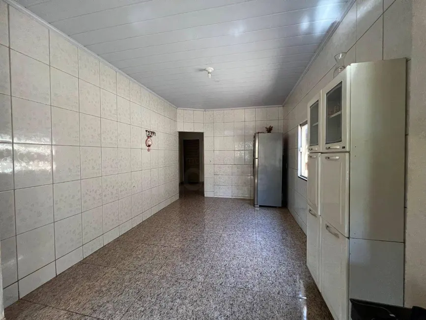 Foto 4 de Casa com 4 quartos à venda, 360m2 em Residencial Portal do Cerrado, Anapolis - GO