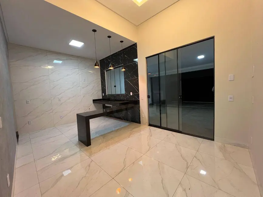 Sobrado com 3 quartos à venda, 180m2 em Setor Sul Jamil Miguel, Anapolis - GO - imagem 6 Foto 6 de Sobrado com 3 quartos à venda, 180m2 em Setor Sul Jamil Miguel, Anapolis - GO