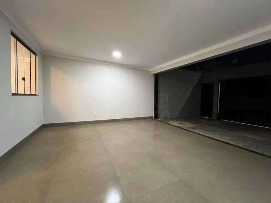 Sobrado com 3 quartos à venda, 180m2 em Setor Sul Jamil Miguel, Anapolis - GO - imagem 3 Foto 3 de Sobrado com 3 quartos à venda, 180m2 em Setor Sul Jamil Miguel, Anapolis - GO