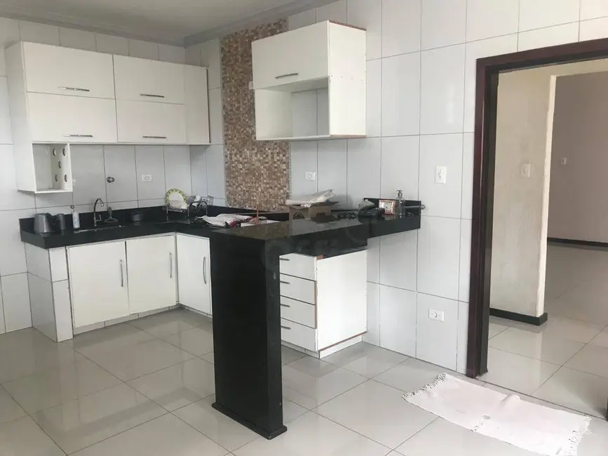 Casa com 3 quartos à venda, 200m2 em Setor Central, Anapolis - GO - imagem 6 Foto 6 de Casa com 3 quartos à venda, 200m2 em Setor Central, Anapolis - GO