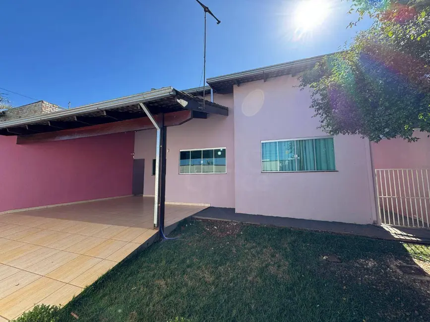 Foto 2 de Casa com 3 quartos à venda, 300m2 em Residencial Vale do Sol, Anapolis - GO
