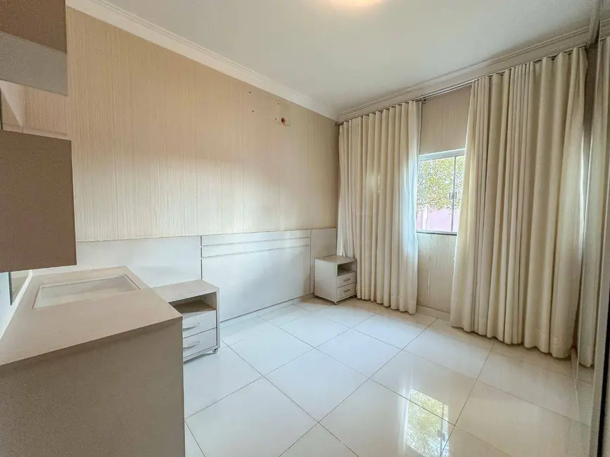 Foto 9 de Casa com 3 quartos à venda, 300m2 em Residencial Vale do Sol, Anapolis - GO