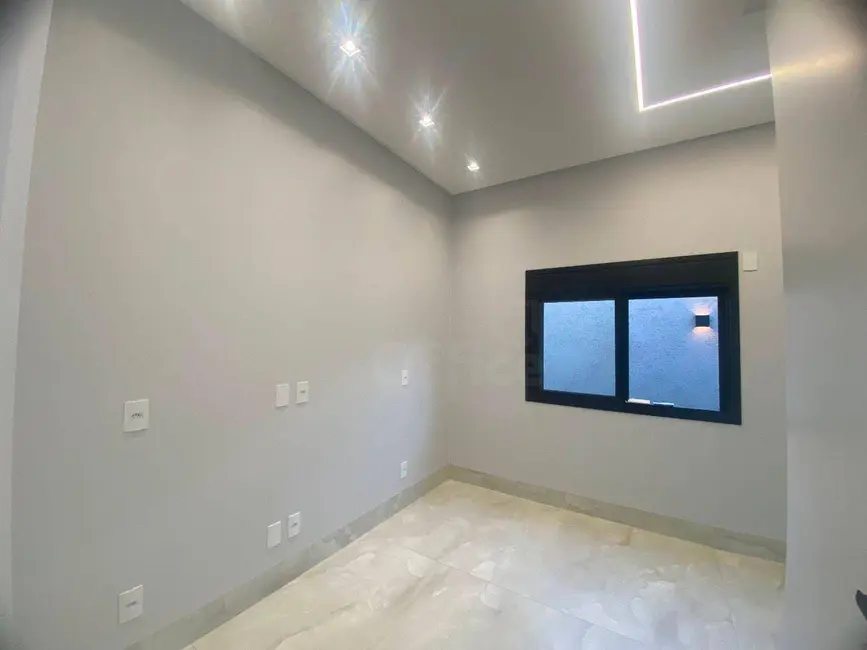 Foto 4 de Casa de Condomínio com 4 quartos à venda, 420m2 em Condomínio Residencial Grand Trianon, Anapolis - GO