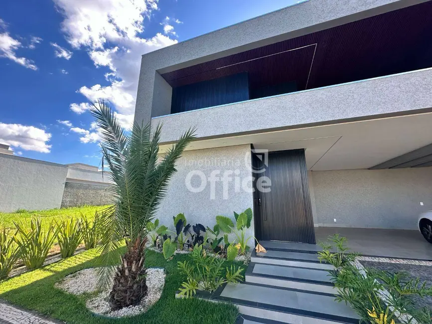 Foto 2 de Casa de Condomínio com 4 quartos à venda, 420m2 em Condomínio Residencial Grand Trianon, Anapolis - GO