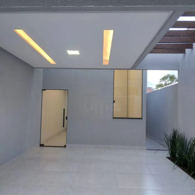 Casa com 3 quartos à venda, 150m2 em Adriana Parque, Anapolis - GO - imagem 2 Foto 2 de Casa com 3 quartos à venda, 150m2 em Adriana Parque, Anapolis - GO