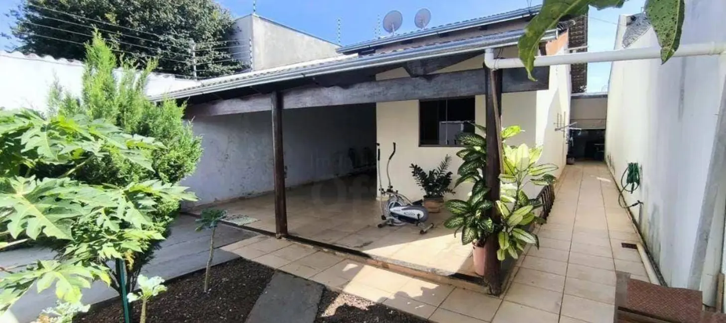 Foto 1 de Casa com 3 quartos à venda, 200m2 em Residencial Monte Sinai, Anapolis - GO