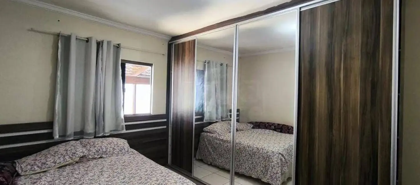 Casa com 3 quartos à venda, 200m2 em Residencial Monte Sinai, Anapolis - GO - imagem 3 Foto 3 de Casa com 3 quartos à venda, 200m2 em Residencial Monte Sinai, Anapolis - GO