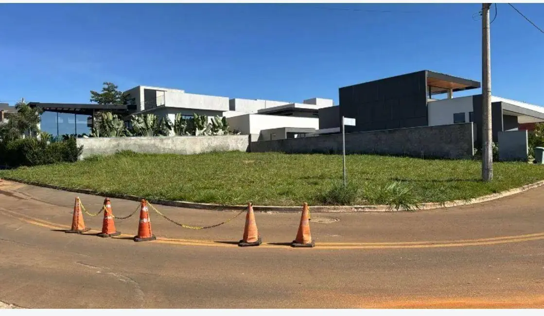 Foto 1 de Terreno / Lote à venda, 482m2 em Condomínio Residencial Grand Trianon, Anapolis - GO
