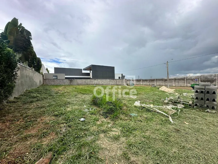 Foto 1 de Terreno / Lote à venda, 482m2 em Condomínio Residencial Grand Trianon, Anapolis - GO