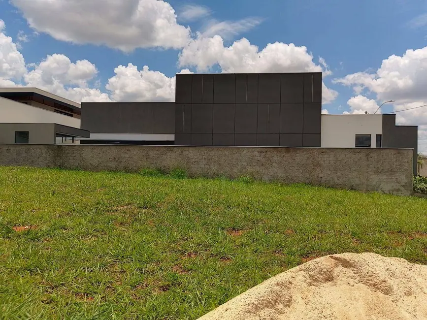 Foto 5 de Terreno / Lote à venda, 482m2 em Condomínio Residencial Grand Trianon, Anapolis - GO