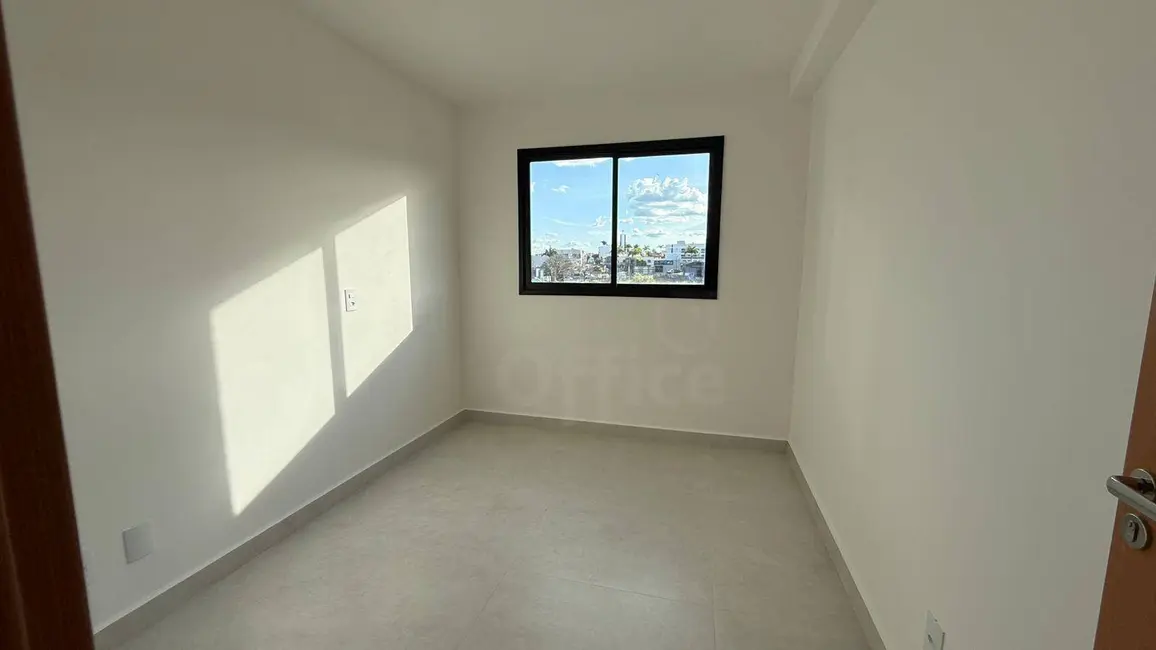 Foto 4 de Apartamento com 3 quartos à venda, 89m2 em Maracananzinho, Anapolis - GO