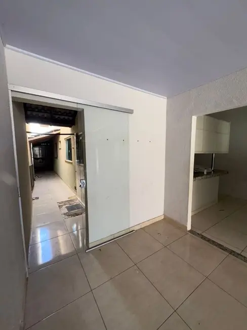 Foto 2 de Casa com 3 quartos à venda, 150m2 em Residencial Arco-Íris, Anapolis - GO