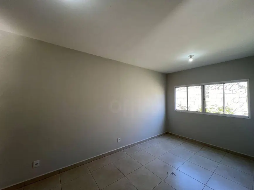 Foto 4 de Apartamento com 2 quartos para alugar, 56m2 em Vila Formosa, Anapolis - GO