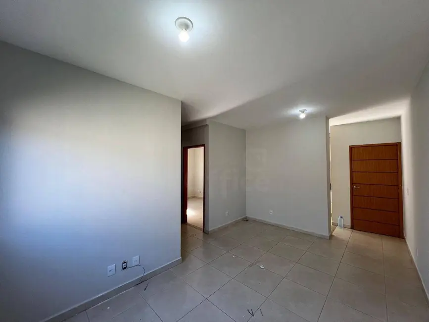 Foto 2 de Apartamento com 2 quartos para alugar, 56m2 em Vila Formosa, Anapolis - GO