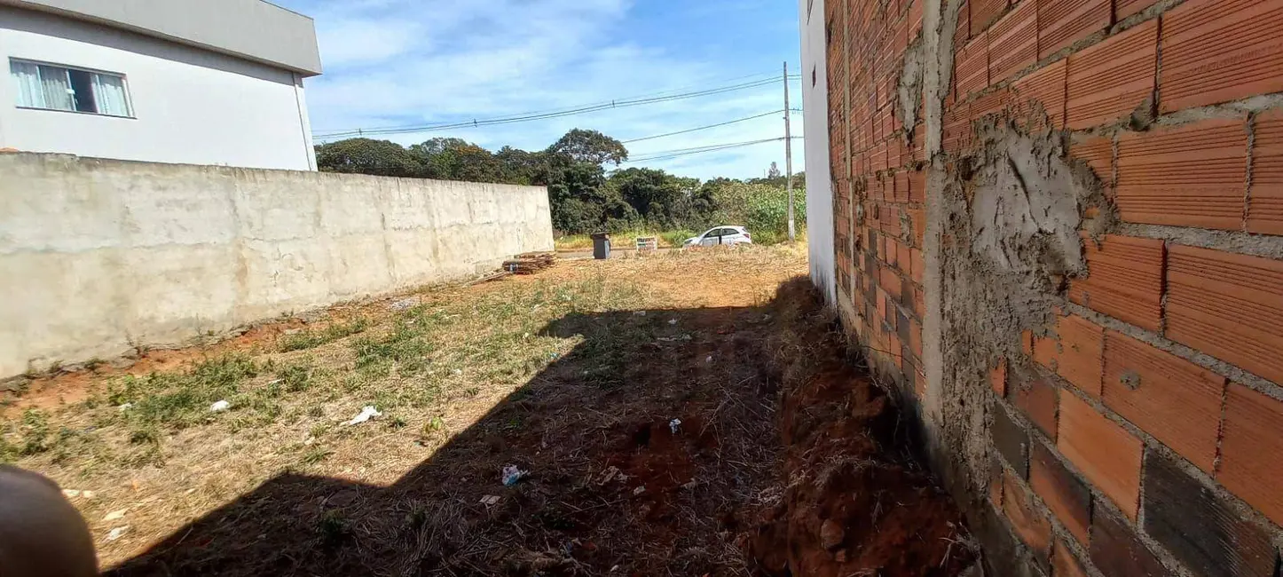 Foto 3 de Terreno / Lote à venda, 300m2 em Jardim das Américas 3ª Etapa, Anapolis - GO