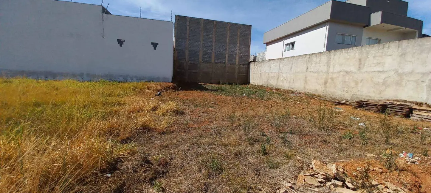 Foto 4 de Terreno / Lote à venda, 300m2 em Jardim das Américas 3ª Etapa, Anapolis - GO