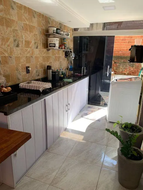 Foto 8 de Casa com 2 quartos à venda, 200m2 em Residencial Gabriela, Anapolis - GO