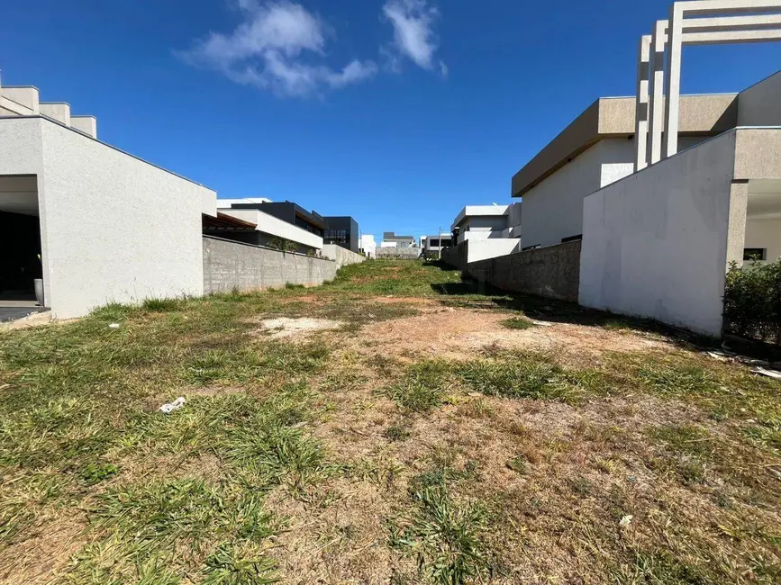 Foto 1 de Terreno / Lote à venda, 420m2 em Condomínio Residencial Grand Trianon, Anapolis - GO