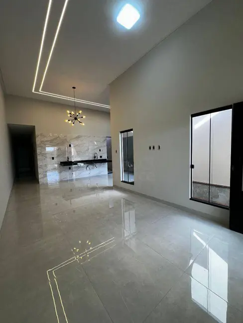 Casa com 4 quartos à venda, 211m2 em Anapolis - GO - imagem 5 Foto 5 de Casa com 4 quartos à venda, 211m2 em Anapolis - GO