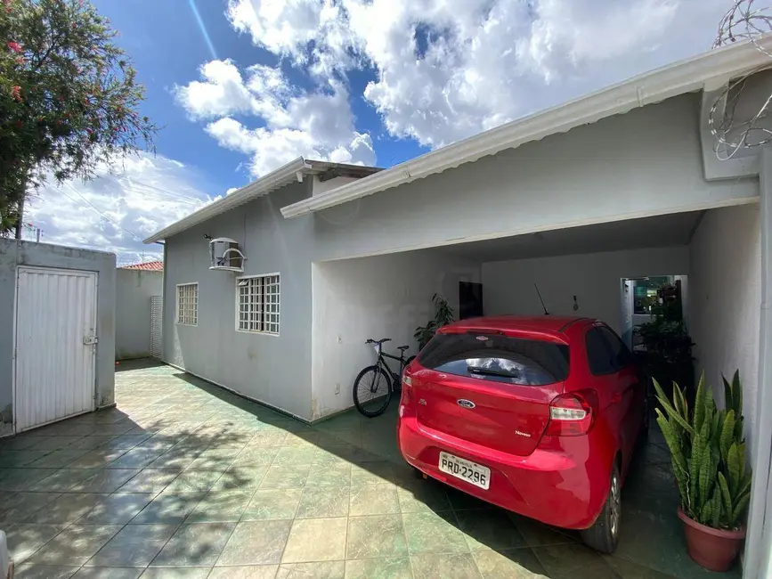 Foto 3 de Casa com 4 quartos à venda, 400m2 em Anapolis - GO